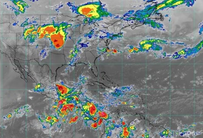 Se forma la tormenta tropical Erick; lluvias de fuertes a intensas afectarán el sur de México hoy, 17 de junio