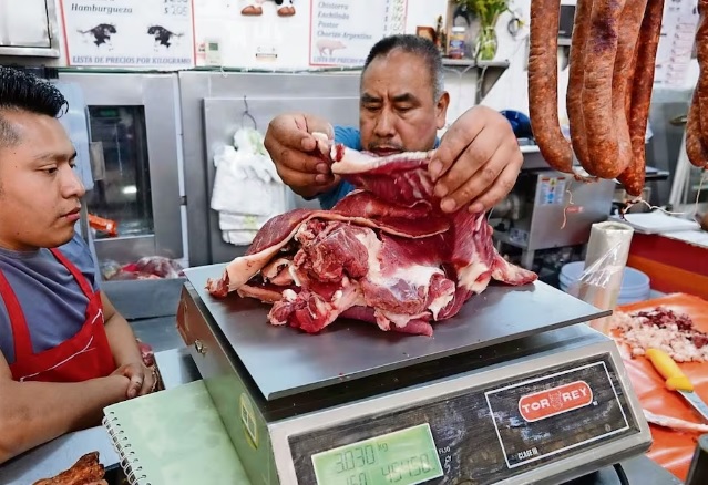 Carne, pollo y huevo disparan inflación Carne, pollo y huevo disparan inflación