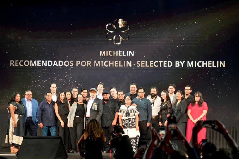Gastronomía oaxaqueña brilla en Guía Michelin 2025 con 24 restaurantes reconocidos y premio a mixóloga local Gastronomía oaxaqueña brilla en Guía Michelin 2025 con 24 restaurantes reconocidos y premio a mixóloga local