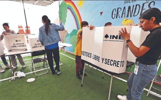 Morena pierde municipios ante sus exaliados PT y MC en Veracruz Morena pierde municipios ante sus exaliados PT y MC en Veracruz