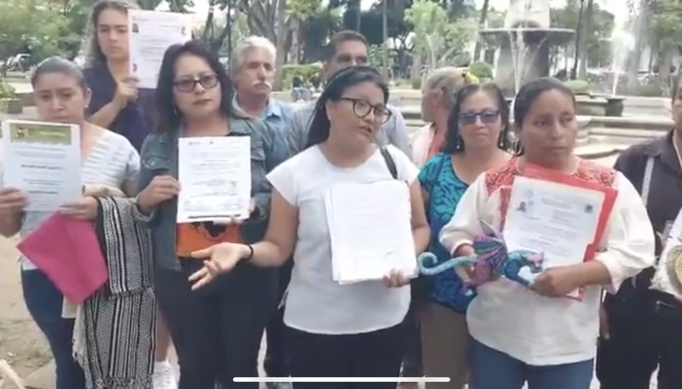 Artesanos oaxaqueños denuncian exclusión de autoridades municipales en la asignación de espacios en la Expo Guelaguetza 2025