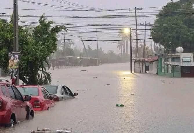 Rechazan Segob y Conagua declarar zona de desastre en 39 municipios de Oaxaca; sólo reconoce nueve Rechazan Segob y Conagua declarar zona de desastre en 39 municipios de Oaxaca; sólo reconoce nueve