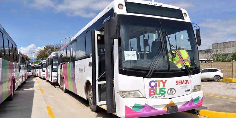 Gobierno de Jara quitará rutas a concesionarios locales y tomará control del transporte urbano en septiembre Gobierno de Jara quitará rutas a concesionarios locales y tomará control del transporte urbano en septiembre