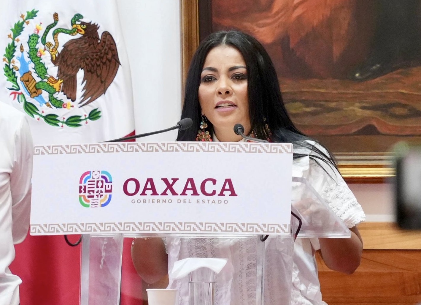Guelaguetza 2025 fracasó por mala planeación, falta de promoción y abandono a artesanos y hoteleros oaxaqueños Guelaguetza 2025 fracasó por mala planeación, falta de promoción y abandono a artesanos y hoteleros oaxaqueños
