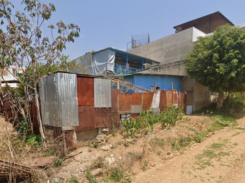 Iván García Álvarez, secretario de Seguridad de Oaxaca, entrega contrato millonario a empresa que tiene como sede una casa de lámina