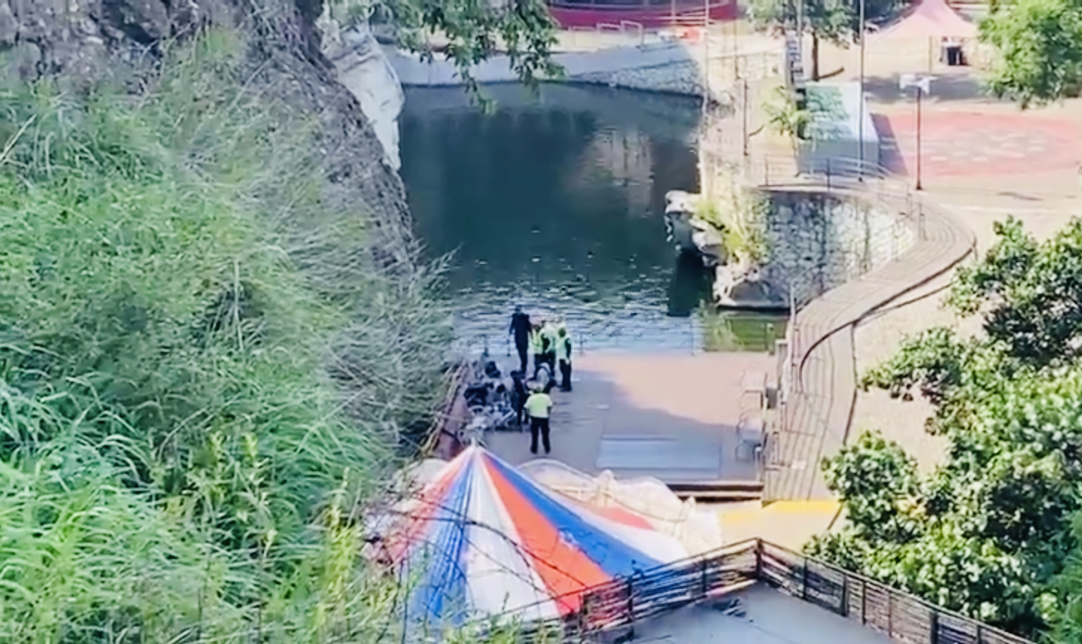 Hallan cuerpo de joven mujer flotando en el lago del parque Ciudad de las Canteras, en Ixcotel, Oaxaca