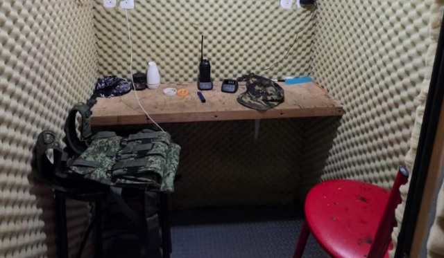 Desmantelan cabina acondicionada por célula de extorsionadores; cae el líder del cártel y tres hombres más Desmantelan cabina acondicionada por célula de extorsionadores; cae el líder del cártel y tres hombres más