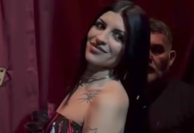 Cazzu se luce cantando en homenaje a Mercedes Sosa mientras su hija Inti presume su nuevo talento Cazzu se luce cantando en homenaje a Mercedes Sosa mientras su hija Inti presume su nuevo talento