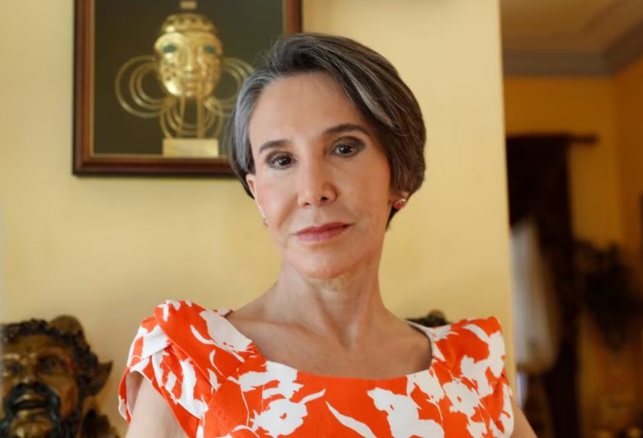 Piden derribar estatua de Florinda Meza en su pueblo natal tras críticas por serie sobre «Chespirito» Piden derribar estatua de Florinda Meza en su pueblo natal tras críticas por serie sobre «Chespirito»