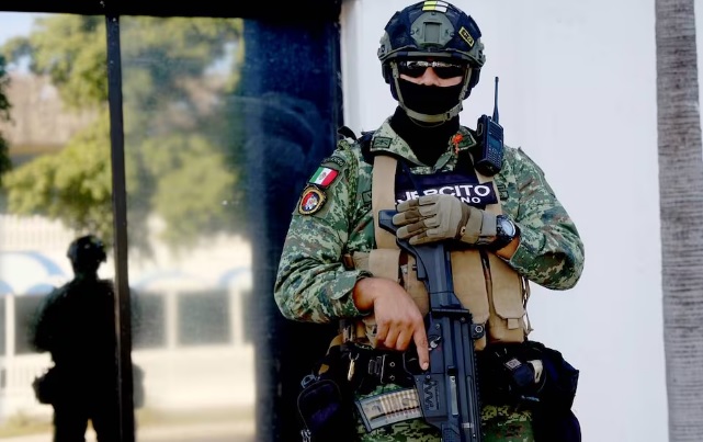 Gobernador de Sinaloa reconoce que persiste la violencia en el estado; refuerzan seguridad con 500 militares y nuevas patrullas Gobernador de Sinaloa reconoce que persiste la violencia en el estado; refuerzan seguridad con 500 militares y nuevas patrullas