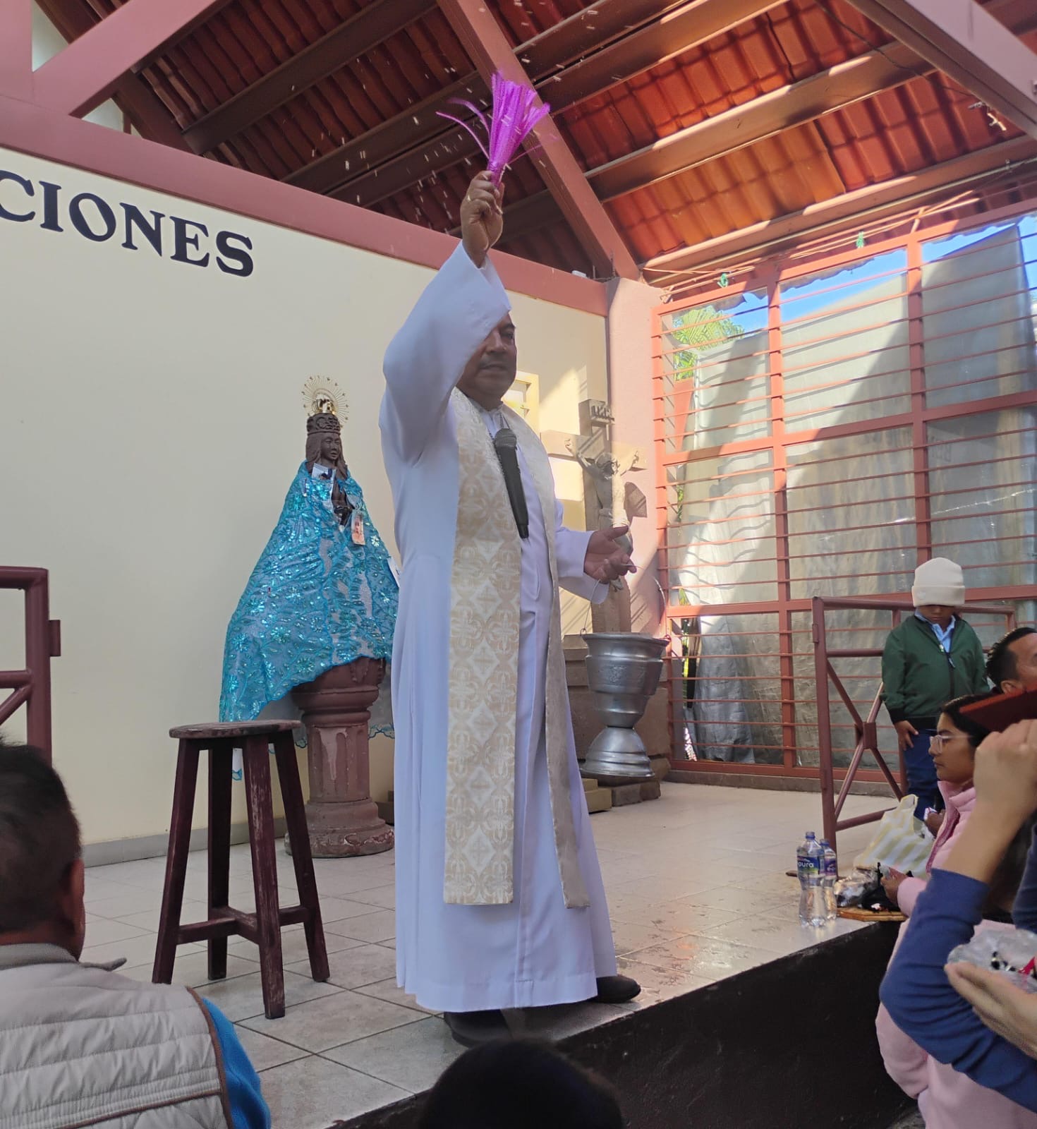 Falta de agua en basílica de Juquila suspende bendición tradicional y cierra albergue para peregrinos visitantes Falta de agua en basílica de Juquila suspende bendición tradicional y cierra albergue para peregrinos visitantes
