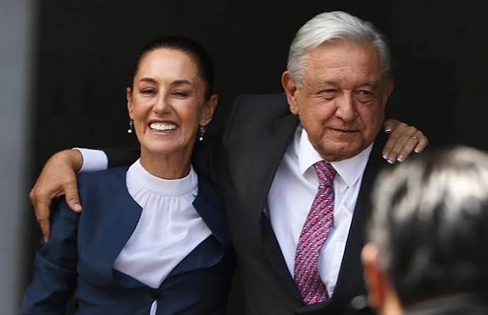 POLÍTICA EXPRÉS | * Sheinbaum, entre la presión de Trump y la sombra de AMLO. – El escándalo que vincula a Adán Augusto López con exfuncionarios acusados de nexos criminales estalla en el peor momento. POLÍTICA EXPRÉS | * Sheinbaum, entre la presión de Trump y la sombra de AMLO. – El escándalo que vincula a Adán Augusto López con exfuncionarios acusados de nexos criminales estalla en el peor momento.