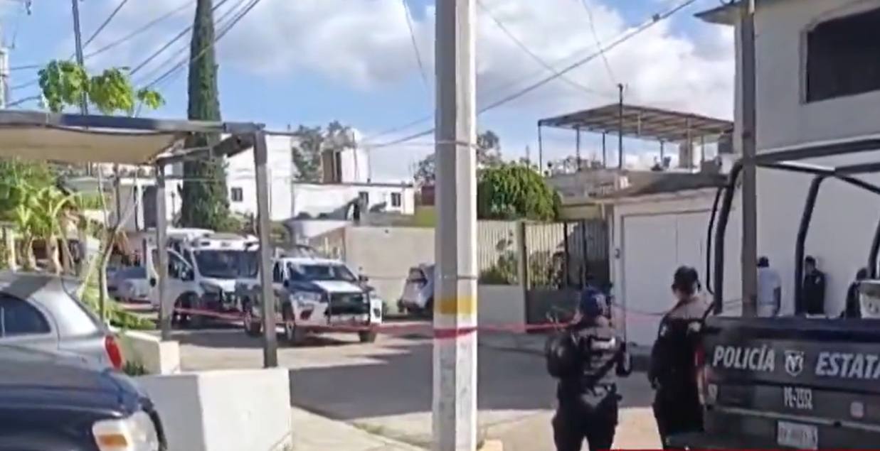 Pobladores linchan y matan a sujeto acusado de entrar a robar a un domicilio en San Pablo Etla, #Oaxaca Pobladores linchan y matan a sujeto acusado de entrar a robar a un domicilio en San Pablo Etla, #Oaxaca