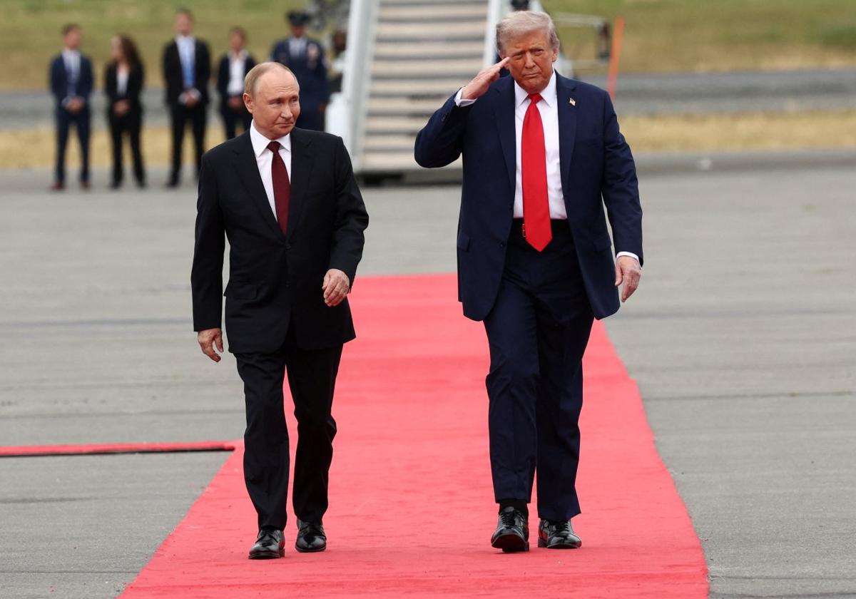 Trump y Putin califican reunión de productiva, pero advierten que no habrá acuerdo hasta lograr consenso definitivo Trump y Putin califican reunión de productiva, pero advierten que no habrá acuerdo hasta lograr consenso definitivo