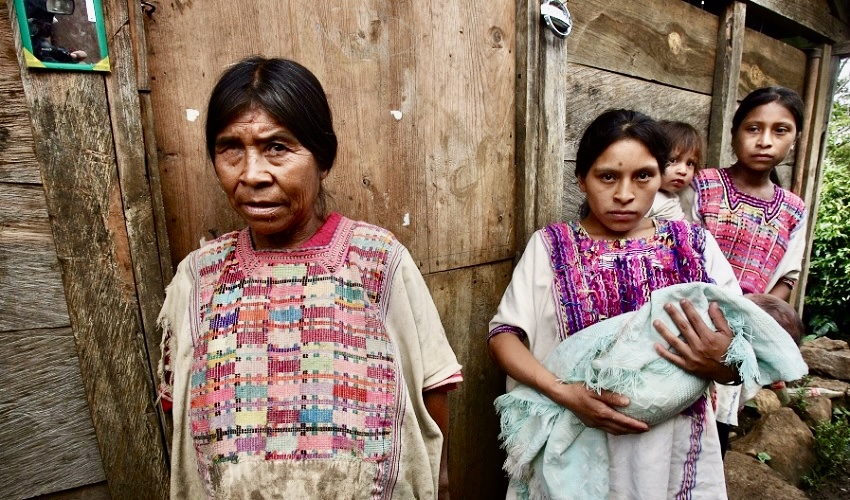 POLÍTICA EXPRÉS | * El espejismo de la pobreza que “reduce” el INEGI