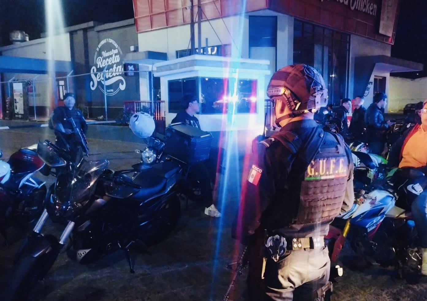 Vecinos exigen freno a arrancones en Avenida Universidad, de #Oaxaca de Juárez y #Xoxocotlan, tras ejecuciones y muertes ligadas a carreras ilegales