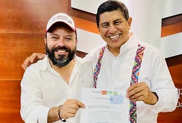 POLÍTICA EXPRÉS | * Oaxaca vive bajo el desgobierno de Salomón Jara: violencia, bloqueos sin atención y hartazgo social POLÍTICA EXPRÉS | * Oaxaca vive bajo el desgobierno de Salomón Jara: violencia, bloqueos sin atención y hartazgo social
