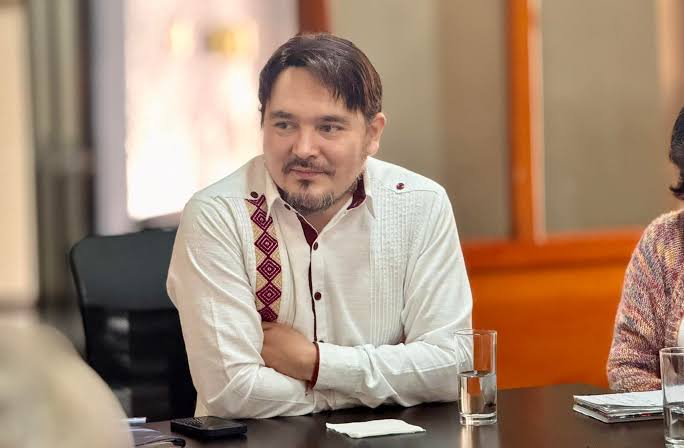 Corrupción endémica en SSO: pagan sobreprecio a empresa foránea por seguridad fantasma mientras hospitales carecen de insumos