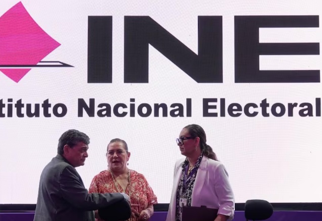 270 políticos, intelectuales y periodistas piden reforma electoral incluyente; se pronuncian a favor de la rendición de cuentas