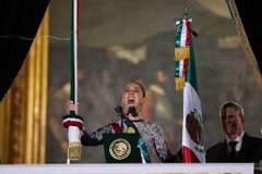 Por primera vez en 215 años, una mujer presidenta dio el Grito de Independencia desde Palacio Nacional Por primera vez en 215 años, una mujer presidenta dio el Grito de Independencia desde Palacio Nacional
