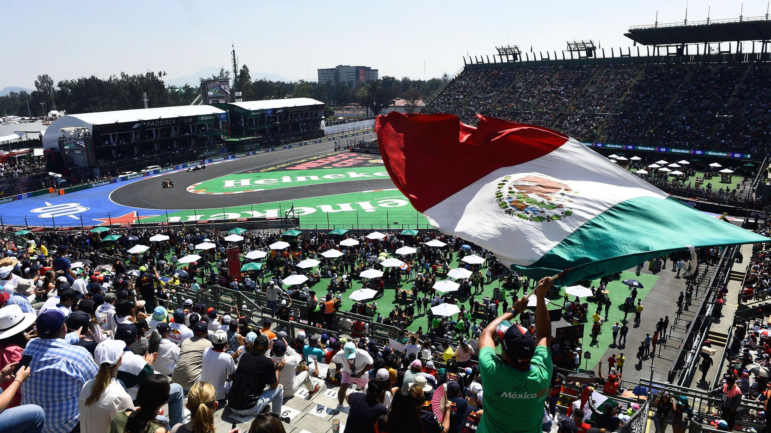 La CDMX brilla con el Gran Premio de Fórmula 1: turismo y derrama económica récord La CDMX brilla con el Gran Premio de Fórmula 1: turismo y derrama económica récord