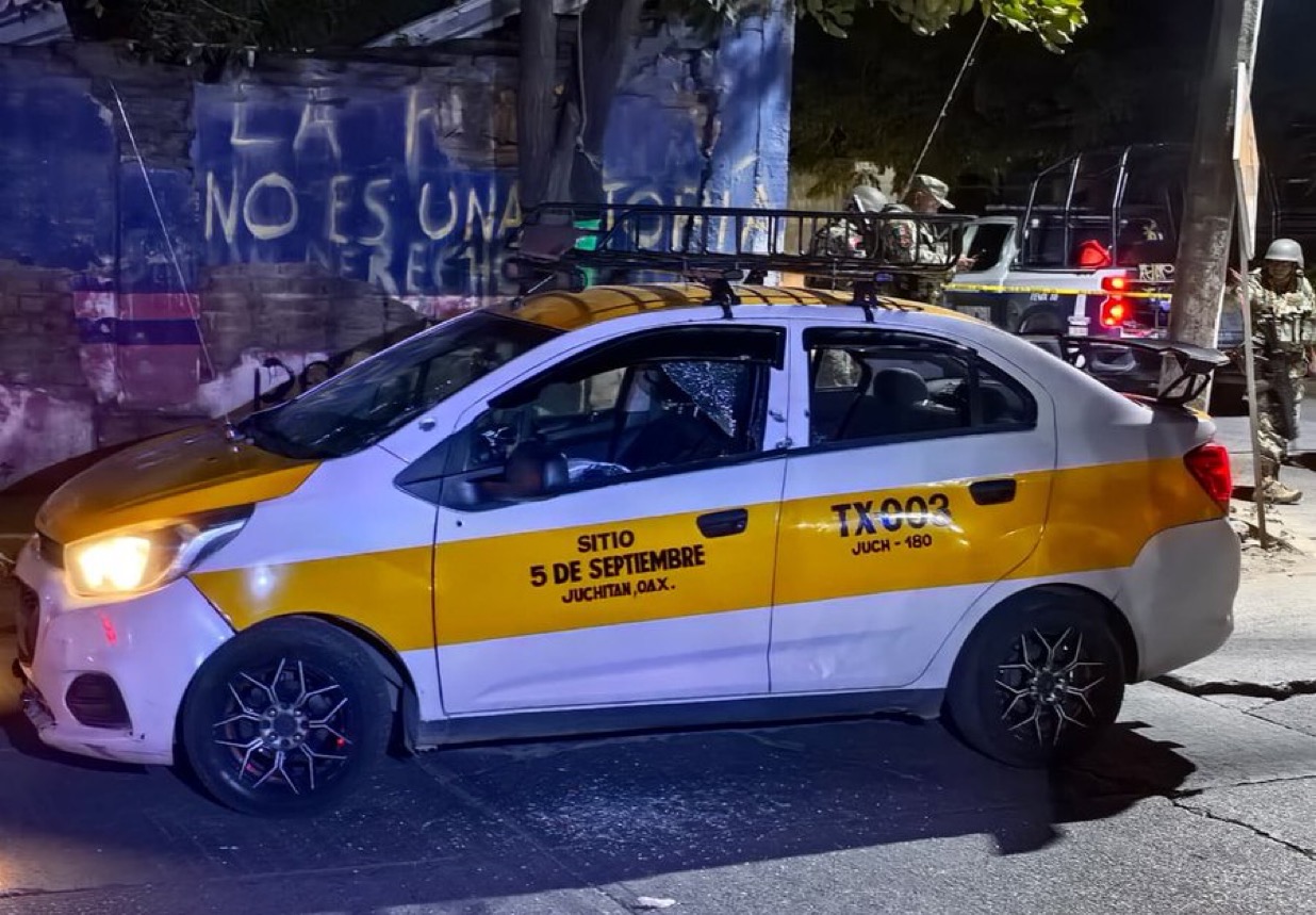 Imparable ola de violencia en Juchitán, #Oaxaca; ejecutan a balazos a taxista: Fiscalía halla 25 casquillos de 9 mm Imparable ola de violencia en Juchitán, #Oaxaca; ejecutan a balazos a taxista: Fiscalía halla 25 casquillos de 9 mm