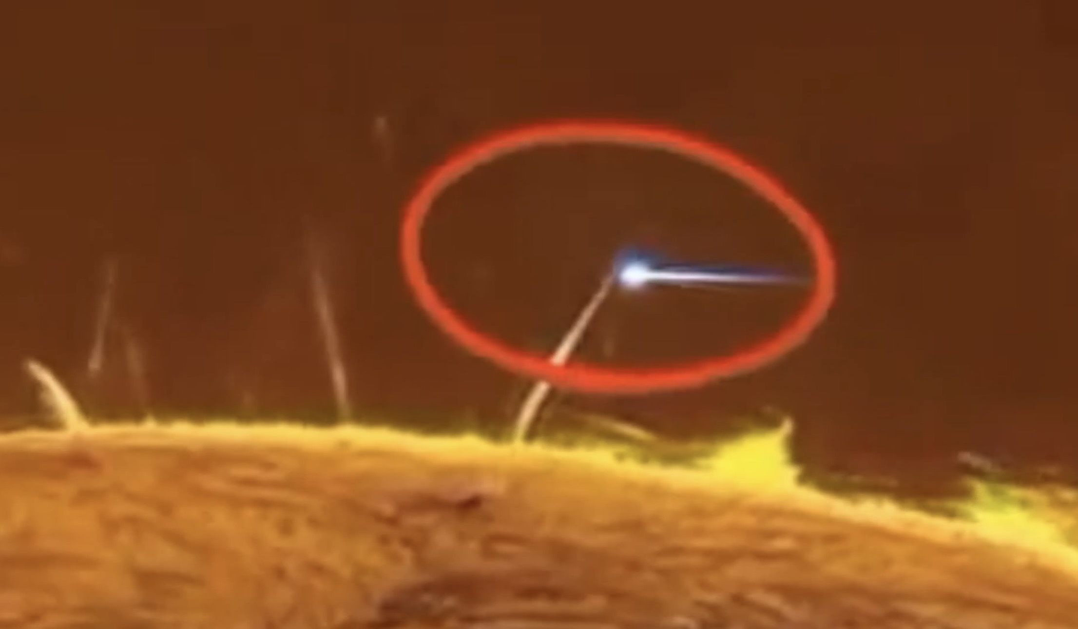 Cometa 3I/ATLAS sobrevive el perihelio y acelera su salida del sistema solar, sin riesgo para la Tierra Cometa 3I/ATLAS sobrevive el perihelio y acelera su salida del sistema solar, sin riesgo para la Tierra