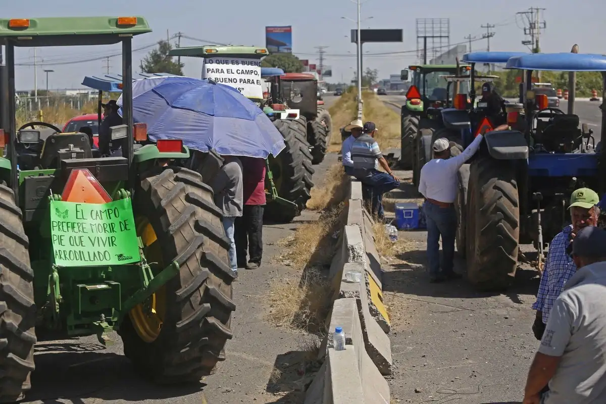 POLÍTICA EXPRÉS | * Bloqueos del campo exhiben riesgos de una ley de aguas centralista y sin certidumbre