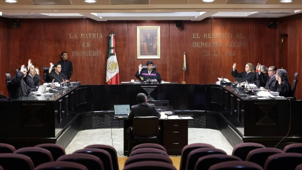 Suprema Corte rechaza amparos de Grupo Elektra contra créditos fiscales del SAT en sesión express Suprema Corte rechaza amparos de Grupo Elektra contra créditos fiscales del SAT en sesión express