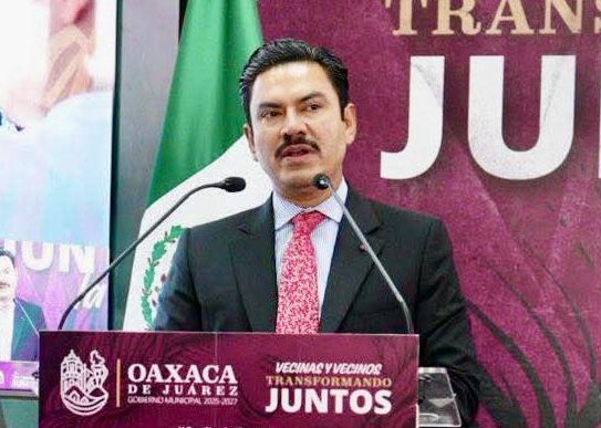 El alcalde de Oaxaca capital, Raymundo Chagoya, con desplome crítico de confianza y aprobación en encuesta de diciembre de Massive Caller