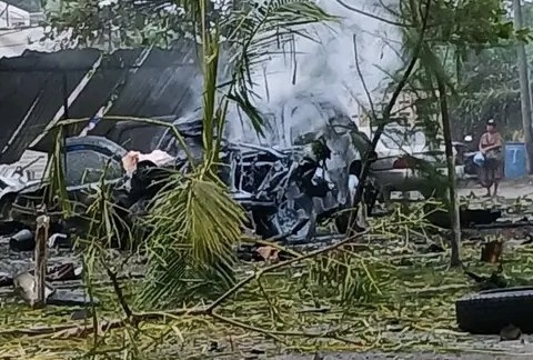 Michoacán: aumenta a tres número de policías comunitarios asesinados en ataque terrorista con cochebomba