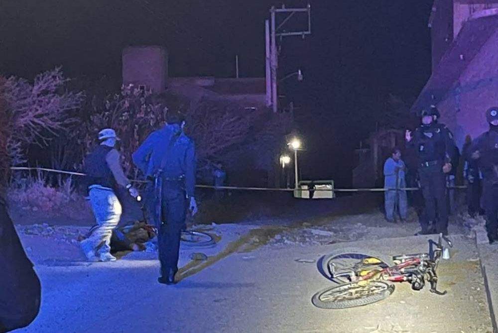Dos hermanos albañiles, asesinados a balazos al volver en bicicleta a su casa, en Ejutla de Crespo, #Oaxaca