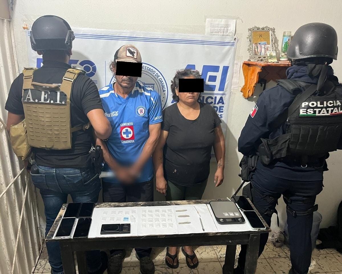 FGEO y SSPC catean bar en Cuicatlán: detienen a dos personas y aseguran drogas