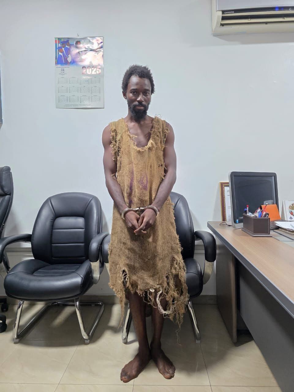 Policía de Ghana detiene a Evans Eshun, conocido como Ebo Noah, por actividades cibernéticas Policía de Ghana detiene a Evans Eshun, conocido como Ebo Noah, por actividades cibernéticas