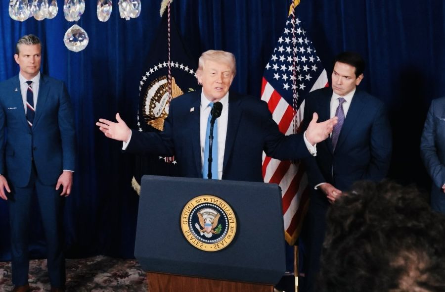 Trump designa a Rubio, Hegseth y Miller para coordinar transición política en Venezuela tras captura de Maduro