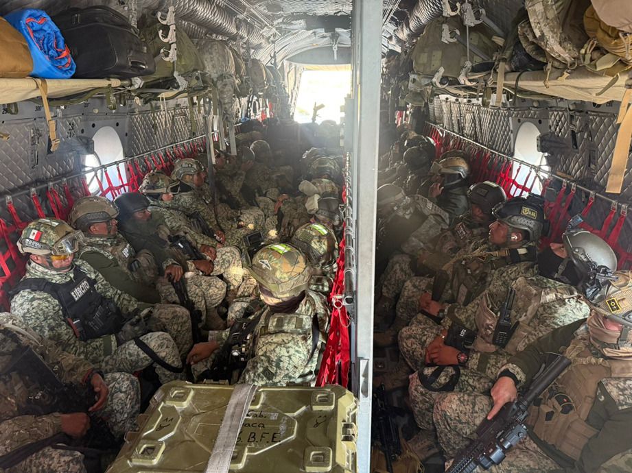 Sedena despliega mil 600 soldados en Sinaloa para reforzar seguridad ante reciente ola de violencia criminal Sedena despliega mil 600 soldados en Sinaloa para reforzar seguridad ante reciente ola de violencia criminal