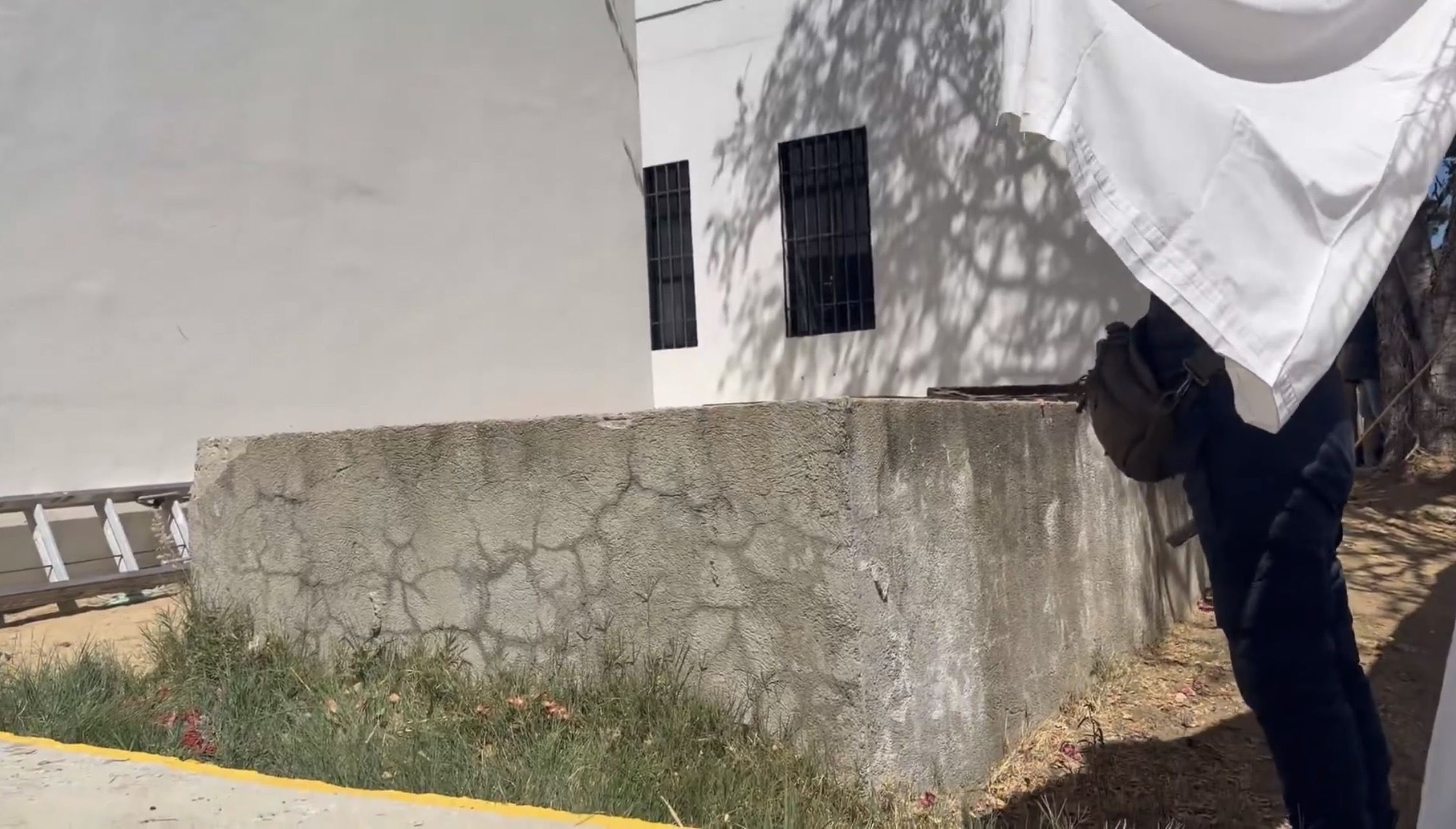 Tragedia en albergue infantil: dos niñas mueren al caer en cisterna de Casa Pato del DIF Oaxaca, en Jalpan