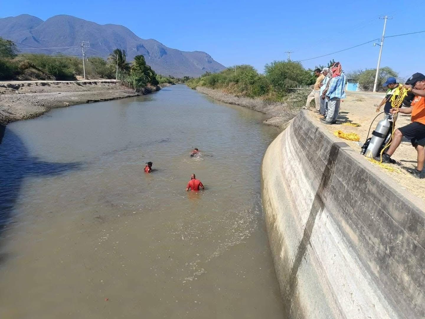 Hallan sin vida a joven de 34 años desaparecido, en canal de riego en Tehuantepec, #Oaxaca