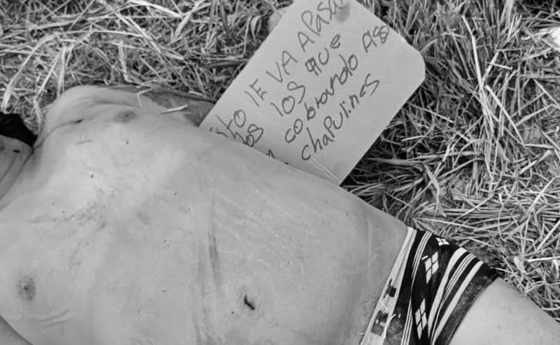 Abandonan cuerpo de un hombre presuntamente maniatado y ejecutado en San Javier, Xoxocotlán, #Oaxaca Abandonan cuerpo de un hombre presuntamente maniatado y ejecutado en San Javier, Xoxocotlán, #Oaxaca