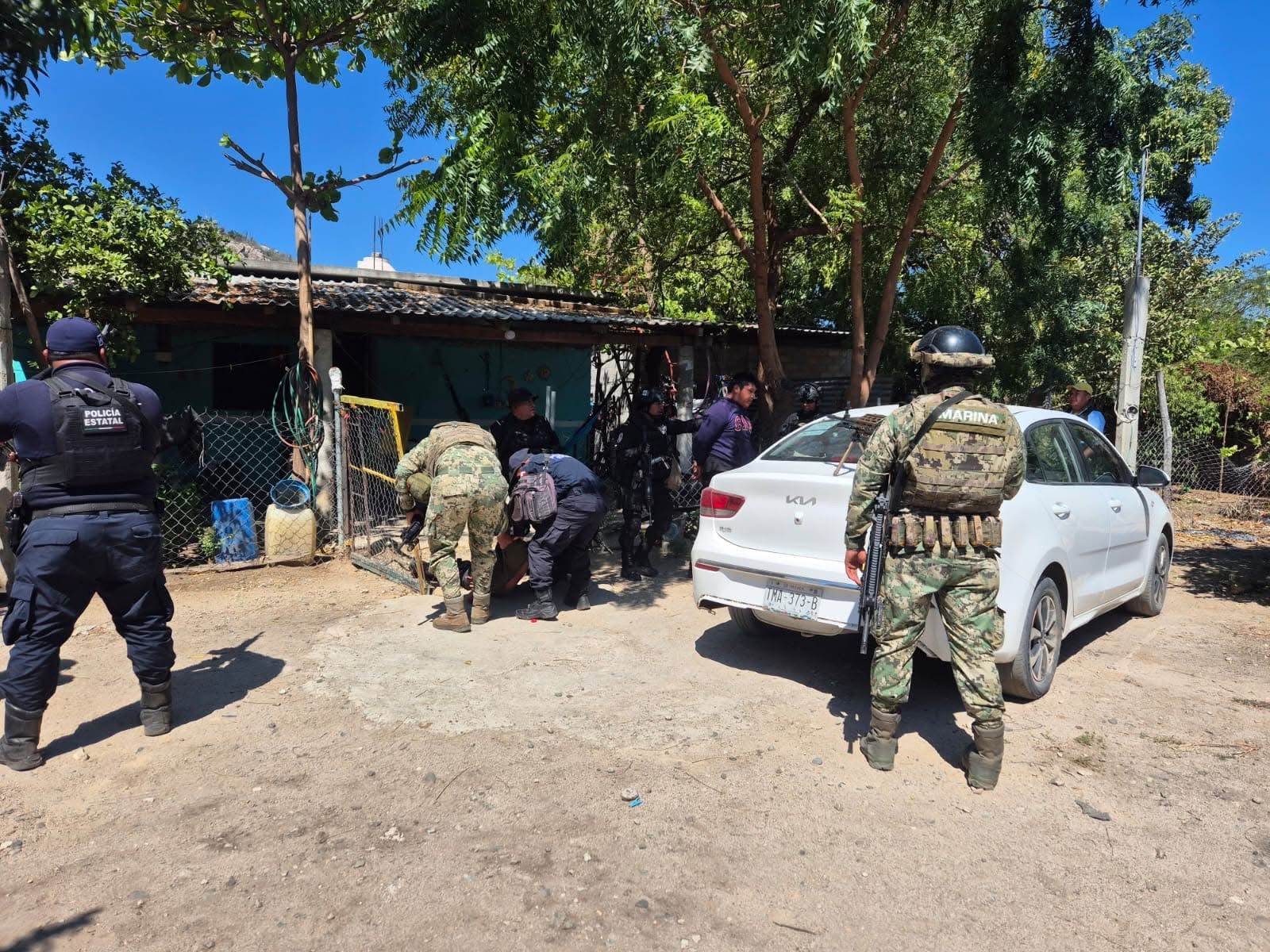 Fuerzas federales detienen a seis personas y aseguran armas tras balacera en Cobao San Blas Atempa, #Oaxaca
