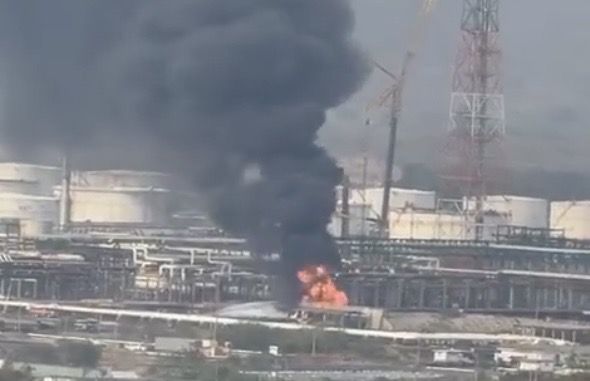 Reportan incendio en la Refinería Antonio Dovalí Jaime de Salina Cruz, #Oaxaca