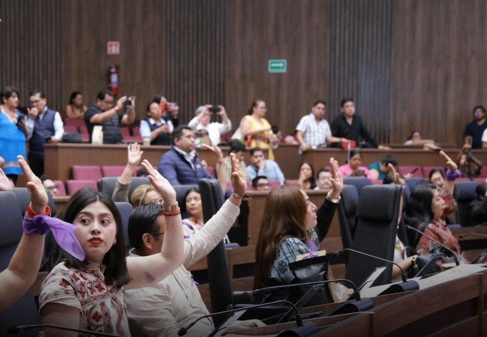 Desaparecen poderes en San Agustín Amatengo, por crisis de ingobernabilidad; incierto, el estatus legal de pobladores detenidos Desaparecen poderes en San Agustín Amatengo, por crisis de ingobernabilidad; incierto, el estatus legal de pobladores detenidos