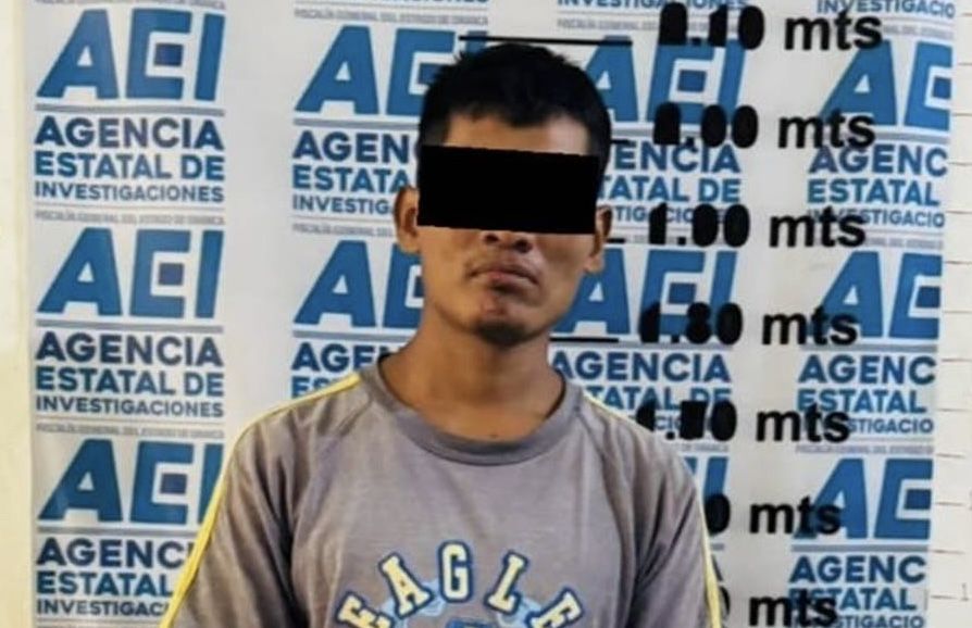 Capturan en la Costa de #Oaxaca a hombre acusado de feminicidio de adulta mayor con machete Capturan en la Costa de #Oaxaca a hombre acusado de feminicidio de adulta mayor con machete