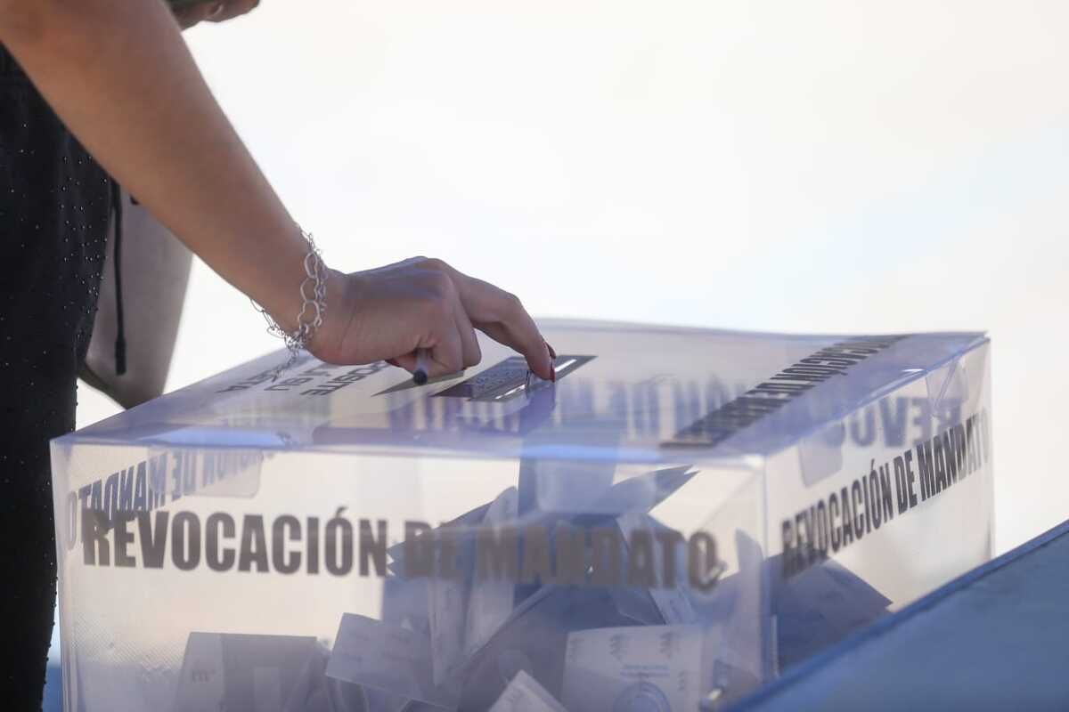 TEPJF desecha impugnaciones contra revocación de mandato en #Oaxaca por falta de determinancia y baja participación ciudadana TEPJF desecha impugnaciones contra revocación de mandato en #Oaxaca por falta de determinancia y baja participación ciudadana