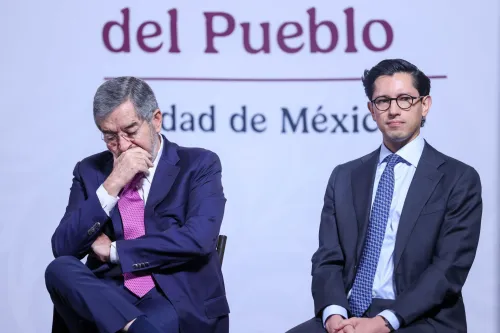 Inician los cambios en el gabinete de Sheinbaum: renuncian el Canciller (hoy) y el director de Aduanas (ayer) Inician los cambios en el gabinete de Sheinbaum: renuncian el Canciller (hoy) y el director de Aduanas (ayer)