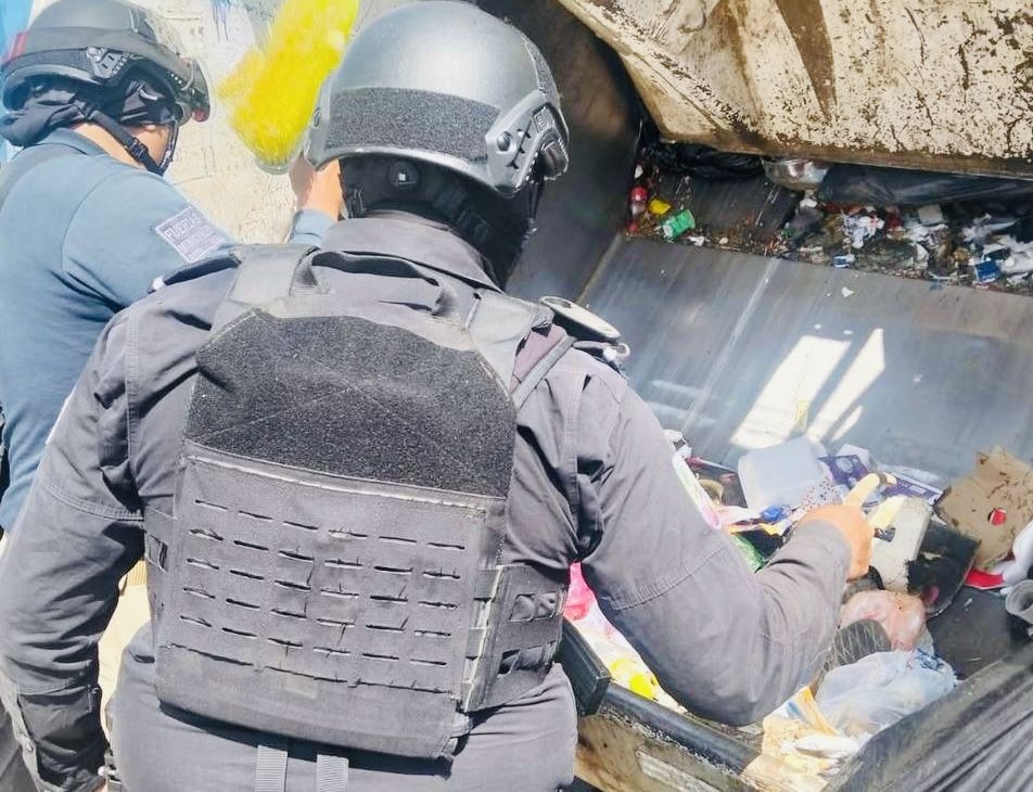 Alarma en San Jacinto Amilpas, #Oaxaca: hallan y desactivan artefacto explosivo oculto entre desechos sólidos urbanos Alarma en San Jacinto Amilpas, #Oaxaca: hallan y desactivan artefacto explosivo oculto entre desechos sólidos urbanos