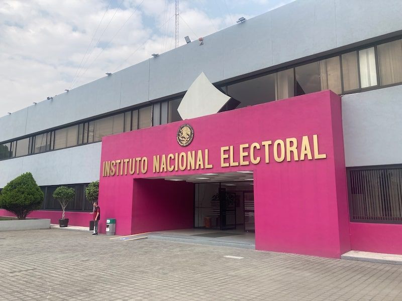 POLÍTICA EXPRÉS | Captura del INE por la 4T profundiza riesgos democráticos y erosiona confianza ciudadana