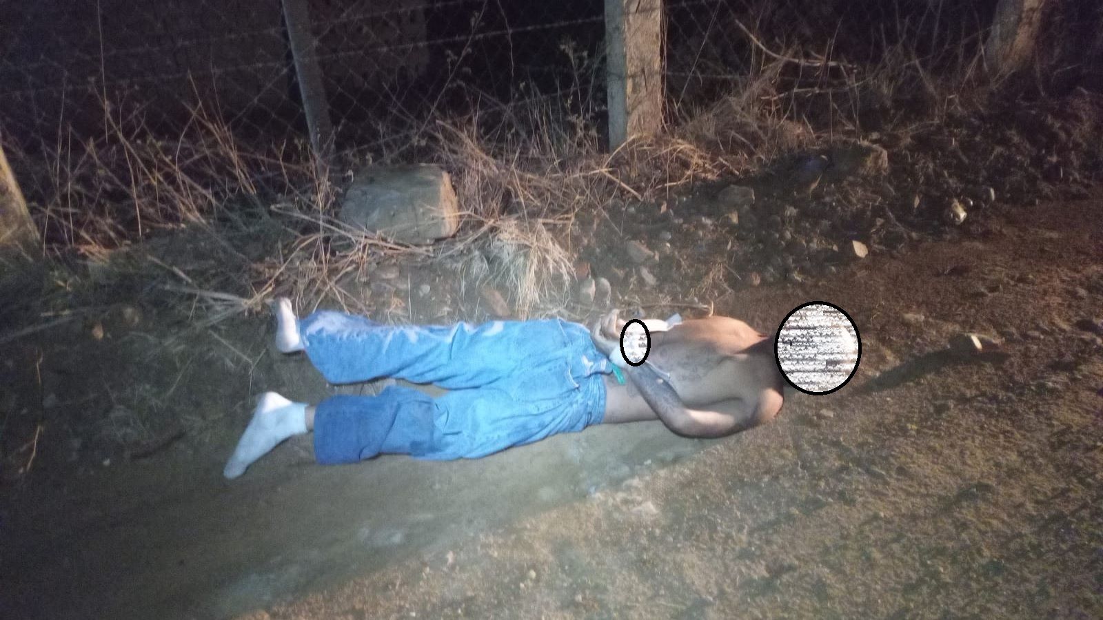 Hallan cuerpo de hombre estrangulado en paraje solitario de Santa María Atzompa, #Oaxaca; buscan responsables