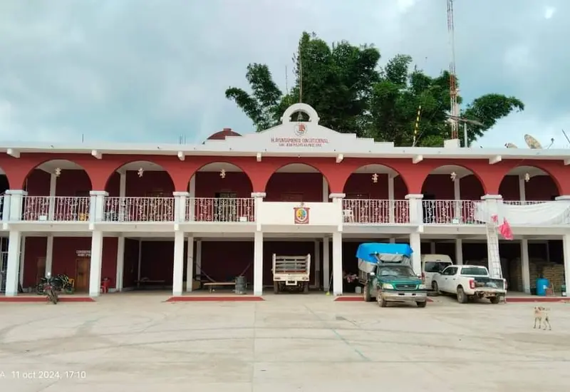 San Juan Mazatlán Mixe rechaza el diálogo y deja a manifestantes en condiciones precarias en #Oaxaca