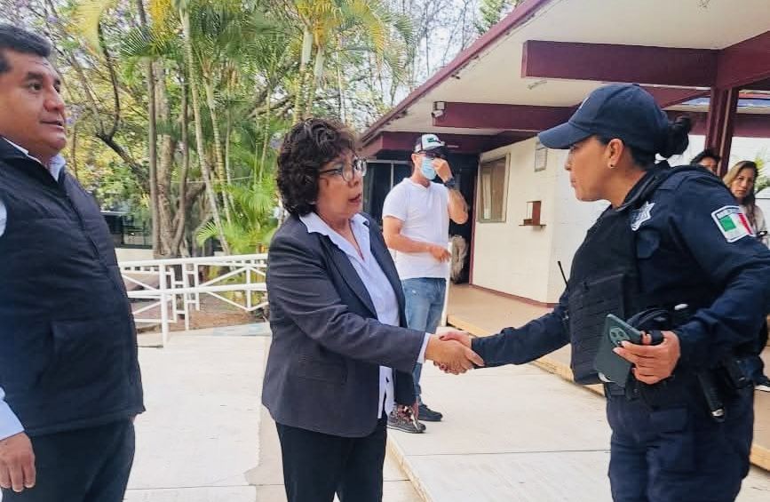 Alertan en #Oaxaca por falsas amenazas de tiroteos en escuelas; autoridades piden a padres dialogar y evitar consecuencias penales